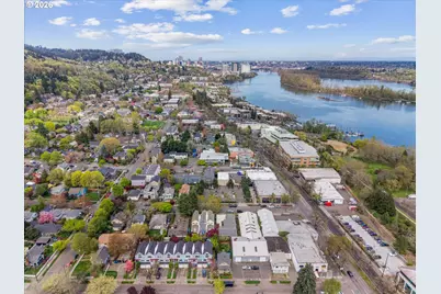 604 S Vermont St, Portland, OR 97219 - Photo 30