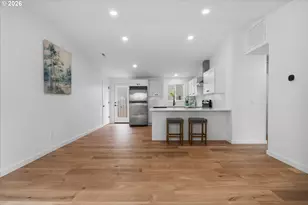 604 S Vermont St, Portland, OR 97219 - Photo 18