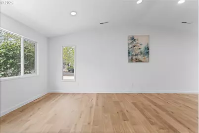 604 S Vermont St, Portland, OR 97219 - Photo 18