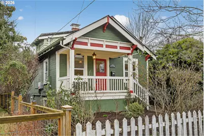 3827 SE Lincoln St, Portland, OR 97214 - Photo 2