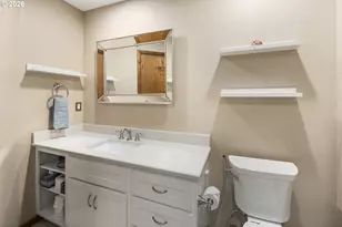 1901 NW Couch St, Camas, WA 98607 - Photo 30