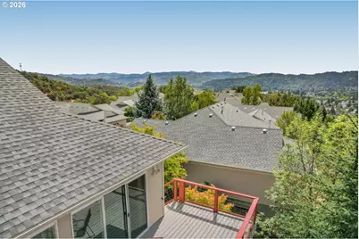 560 NW Rachel Lynn Way, Roseburg, OR 97471 - Photo 36