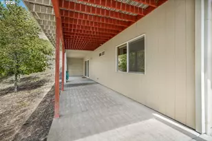 560 NW Rachel Lynn Wy, Roseburg, OR 97471 - Photo 32
