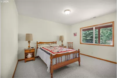 560 NW Rachel Lynn Way, Roseburg, OR 97471 - Photo 26