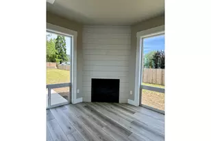 240 Miller St, Sutherlin, OR 97479 - Photo 24