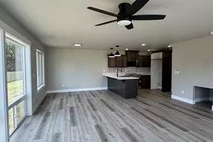 240 Miller St, Sutherlin, OR 97479 - Photo 14
