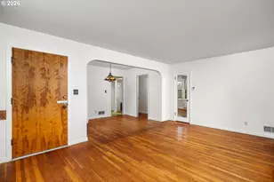 2115 SE 30th Ave, Portland, OR 97214 - Photo 4