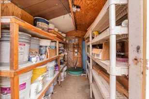 161 South Ave, Sutherlin, OR 97479 - Photo 36