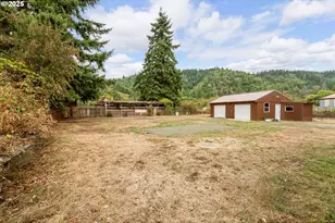 161 South Ave, Sutherlin, OR 97479 - Photo 38