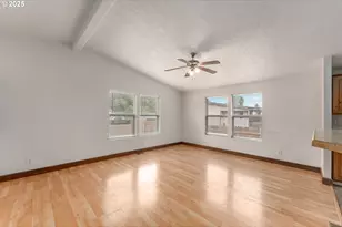 161 South Ave, Sutherlin, OR 97479 - Photo 4