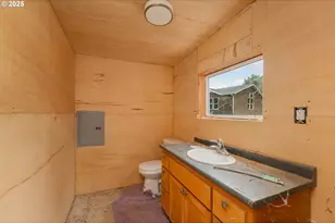 161 South Ave, Sutherlin, OR 97479 - Photo 34