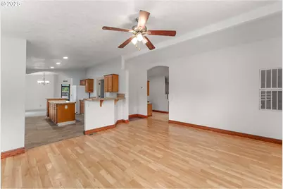 161 South Ave, Sutherlin, OR 97479 - Photo 6