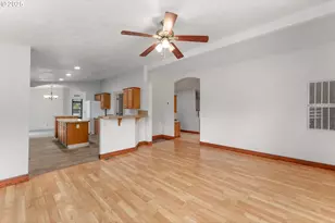 161 South Ave, Sutherlin, OR 97479 - Photo 6