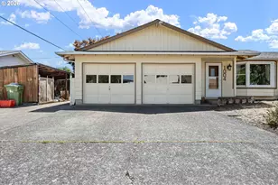1004 Saville Ave, Eugene, OR 97404 - Photo 4