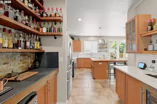 5352 SW Sequoia Dr, Tualatin, OR 97062 - Photo 6