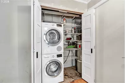 2211 SW Park Pl #204, Portland, OR 97205 - Photo 10