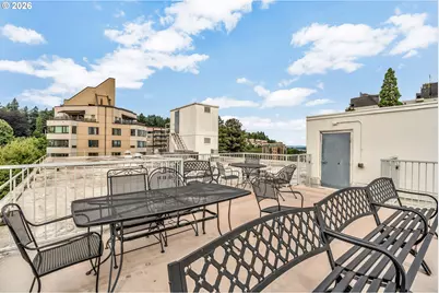 2211 SW Park Pl #204, Portland, OR 97205 - Photo 34