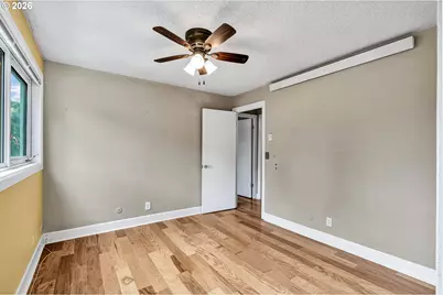 2211 SW Park Pl #204, Portland, OR 97205 - Photo 22