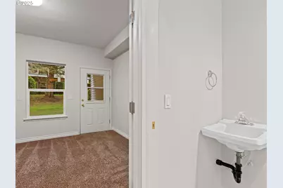 8721 NE 17th St, Vancouver, WA 98664 - Photo 28