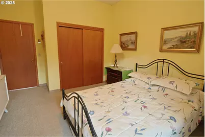 70033 Larsen Ranch Rd, North Bend, OR 97459 - Photo 18