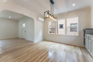 3564 NE Mathison Pl, Portland, OR 97212 - Photo 12