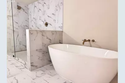 3564 NE Mathison Pl, Portland, OR 97212 - Photo 38