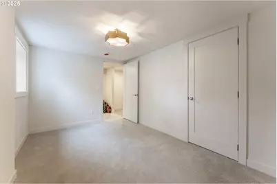 3564 NE Mathison Pl, Portland, OR 97212 - Photo 32