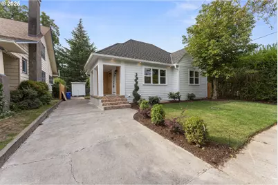 3564 NE Mathison Pl, Portland, OR 97212 - Photo 4