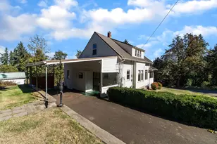 698 Grandview Ave, Scotts Mills, OR 97375 - Photo 6