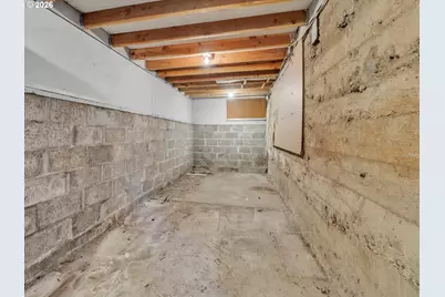 698 Grandview Ave, Scotts Mills, OR 97375 - Photo 18