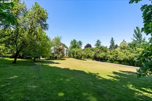 11385 S Riverwood Rd, Portland, OR 97219 - Photo 20