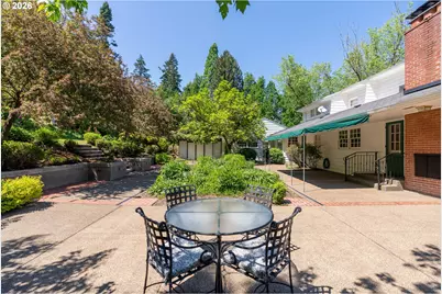 11385 S Riverwood Rd, Portland, OR 97219 - Photo 10