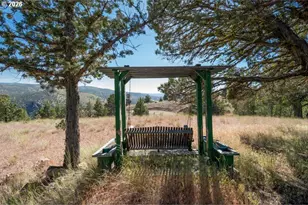 12400 SE Cotton Tail Ln, Prineville, OR 97754 - Photo 46