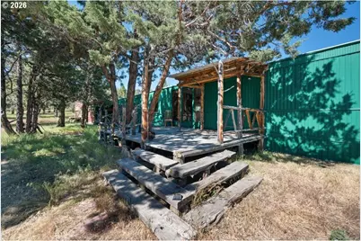 12400 SE Cotton Tail Ln, Prineville, OR 97754 - Photo 4
