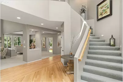 4221 SW Selling Ct, Portland, OR 97221 - Photo 6