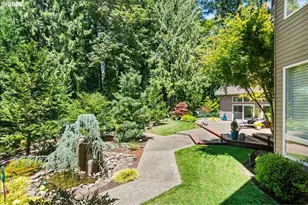 4221 SW Selling Ct, Portland, OR 97221 - Photo 44