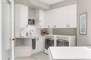 4221 SW Selling Ct, Portland, OR 97221 - Photo 20