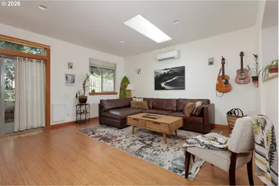 3201 Young Ln, Hood River, OR 97031 - Photo 10