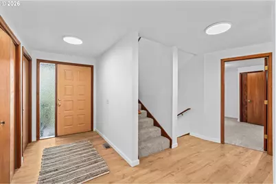 350 Loma Linda Ln, Eugene, OR 97405 - Photo 4