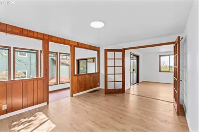 350 Loma Linda Ln, Eugene, OR 97405 - Photo 12