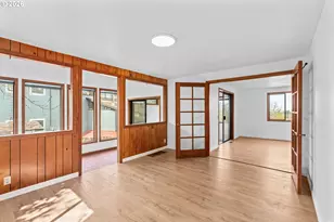 350 Loma Linda Ln, Eugene, OR 97405 - Photo 12