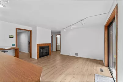 350 Loma Linda Ln, Eugene, OR 97405 - Photo 10