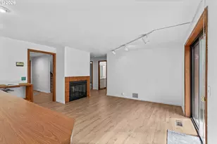 350 Loma Linda Ln, Eugene, OR 97405 - Photo 10