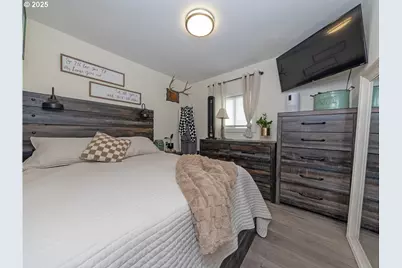 1142 Clatsop St, Vernonia, OR 97064 - Photo 8