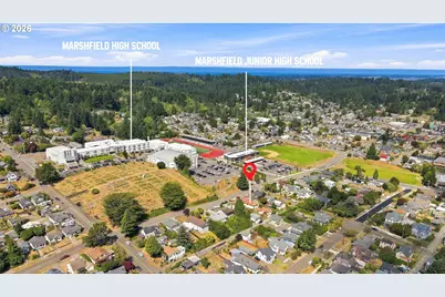 824 S 7th St, Coos Bay, OR 97420 - Photo 2