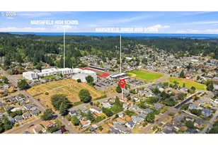 824 S 7th St, Coos Bay, OR 97420 - Photo 2