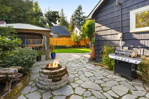 7221 SW Brier Pl, Portland, OR 97219 - Photo 46