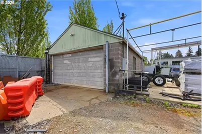 2706 NE Columbia Blvd, Portland, OR 97211 - Photo 20