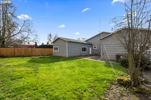 1051 W Oak St, Lebanon, OR 97355 - Photo 30