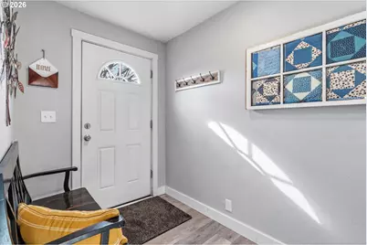 1051 W Oak St, Lebanon, OR 97355 - Photo 4